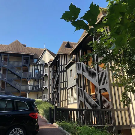 Apartment Entre Terre Et Mer Deauville