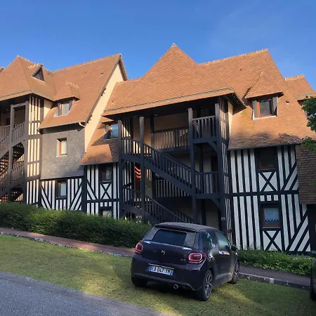 Apartment Entre Terre Et Mer Deauville