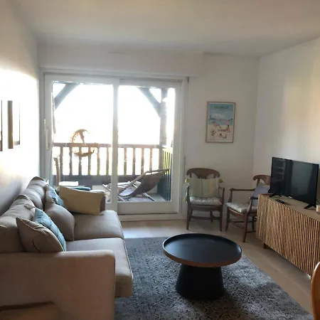 Entre Terre Et Mer Apartment